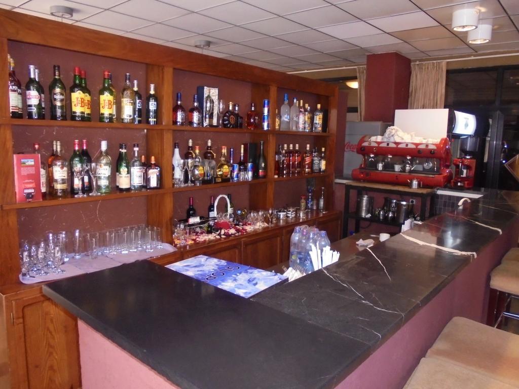 Soramba Hotel Business Plc Addisz-Abeba Kültér fotó