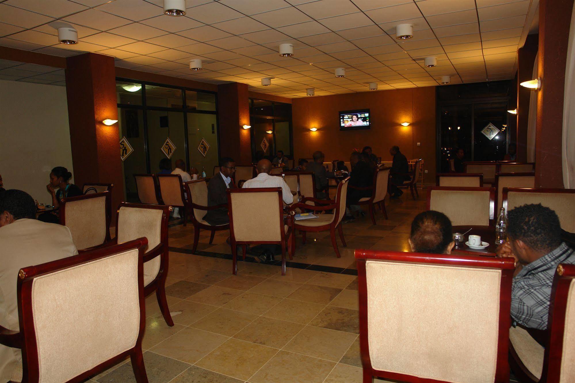Soramba Hotel Business Plc Addisz-Abeba Kültér fotó